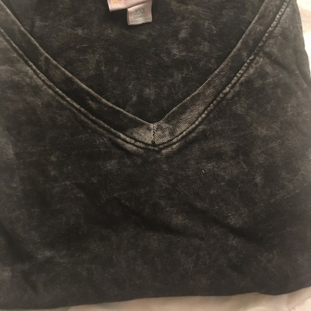 Lularoe Christy T-Shirt V-Neck Black Acid Wash